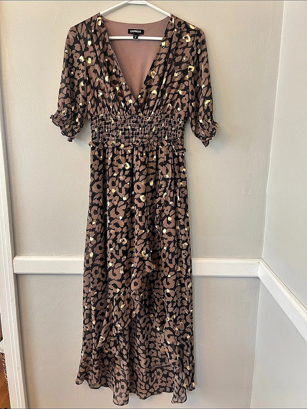 Express Brown Leopard Print Gold Foil High Low Smocked Ruffle Maxi Dress Size XS